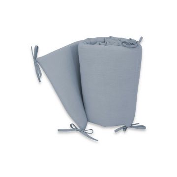 Aparatoare pentru patut, Qmini, Din muselina dubla, 180x30 cm, Cu panglici, Material certificat Oeko Tex Standard 100, Jeans Aparatoare pentru patut, Qmini, Din muselina dubla, 180x30 cm, Cu panglici, Material certificat Oeko Tex Standard 100, Jeans