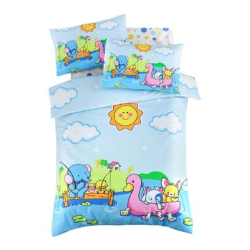 Lenjerie de pat pentru copii albastră din bumbac ranforcé pentru pătuț cu cearceaf inclus, cu 4 piese 100x150 cm – Mijolnir Lenjerie de pat pentru copii albastră din bumbac ranforcé pentru pătuț cu cearceaf inclus, cu 4 piese 100x150 cm – Mijolnir