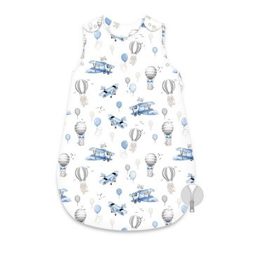 Sac de dormit, MimiNu, Pentru bebelusi, De iarna, Din bumbac certificat Oeko Tex Standard 100, Cu fermoar lateral, Cu capse pe umar, 74 cm, 0 - 6 luni, 2.5 Tog, Blue Plane Sac de dormit, MimiNu, Pentru bebelusi, De iarna, Din bumbac certificat Oeko Tex Standard 100, Cu fermoar lateral, Cu capse pe umar, 74 cm, 0 - 6 luni, 2.5 Tog, Blue Plane